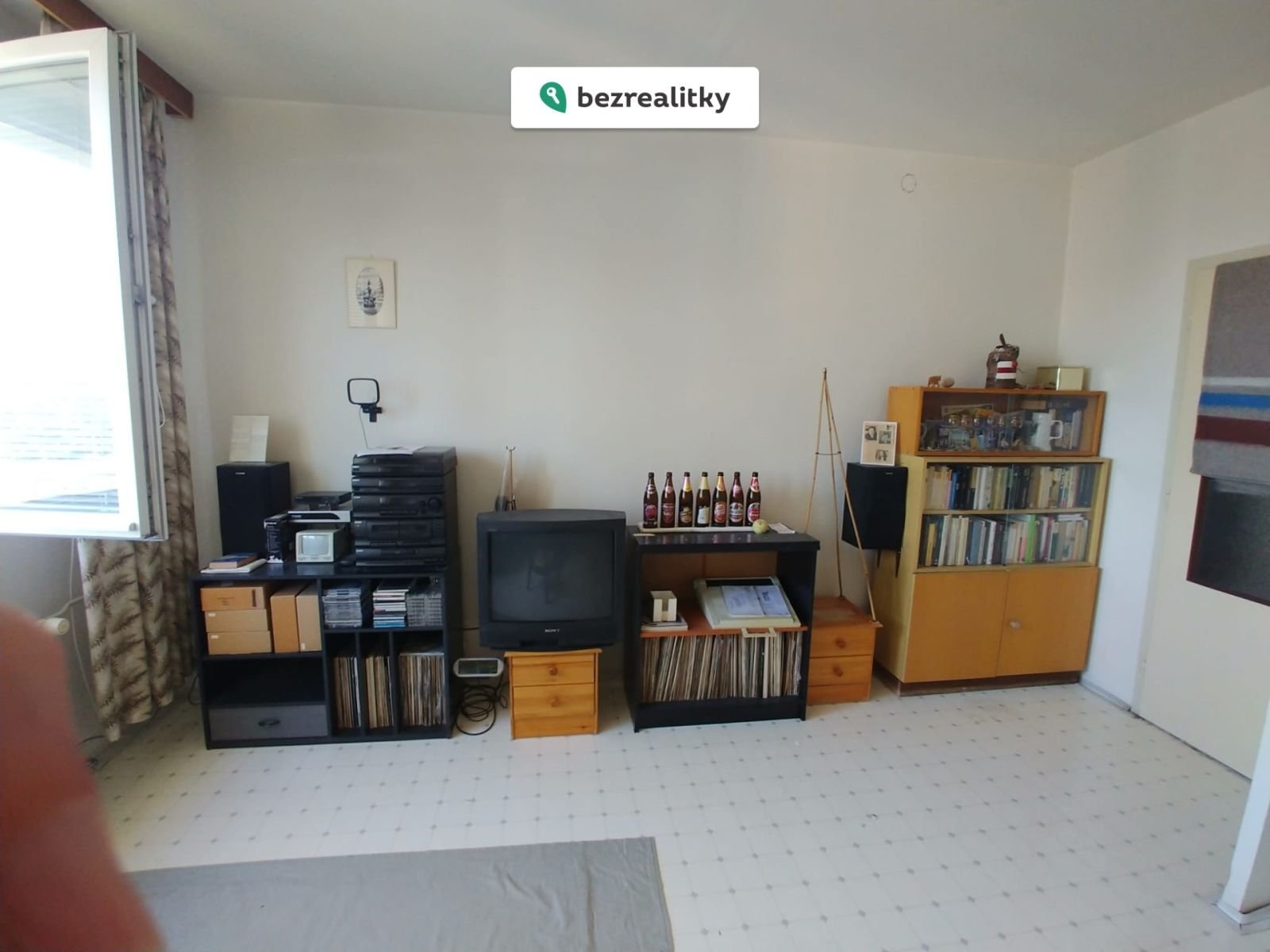 1763042625-fdtovtqviz-obytna-kuchyn-vpravo