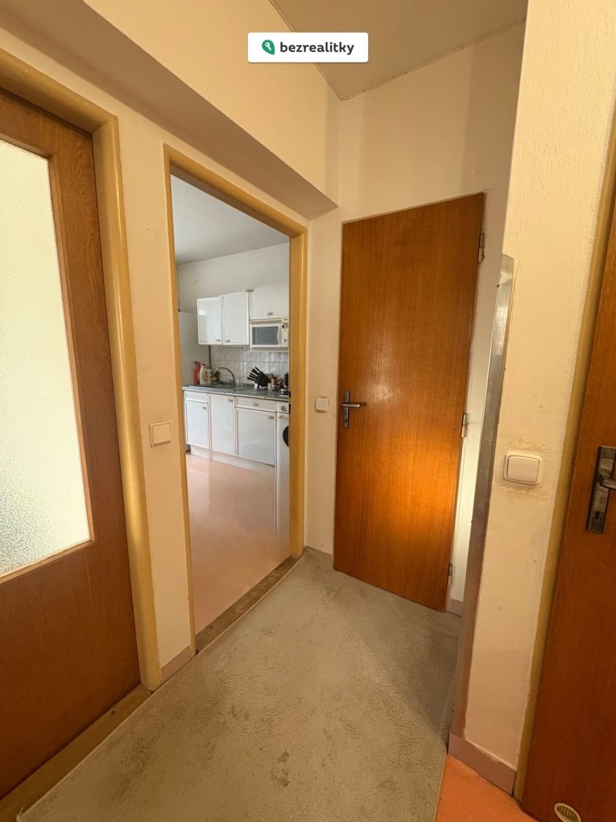 1763889965-cnzhwiiwqq-img-2899