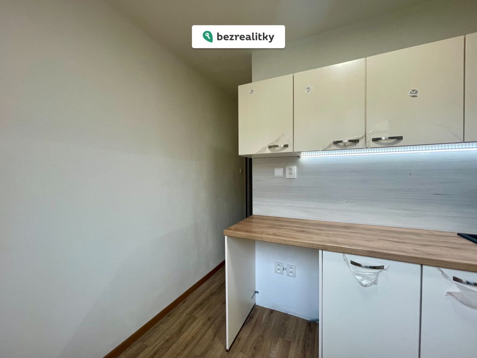 1774970007-glyxurjctr-img-3843