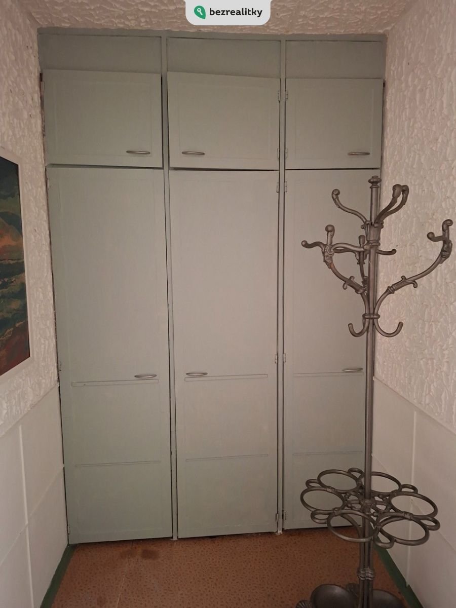 1749404445-bqggsrnzef-03-chodba