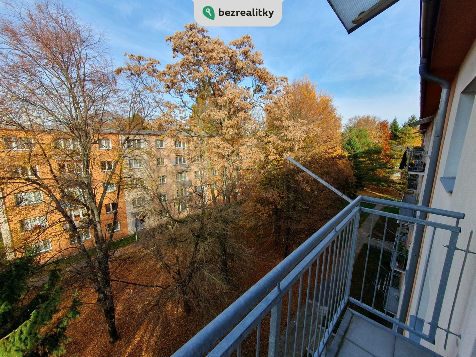 1745876322-zcpjubdekj-balkon1