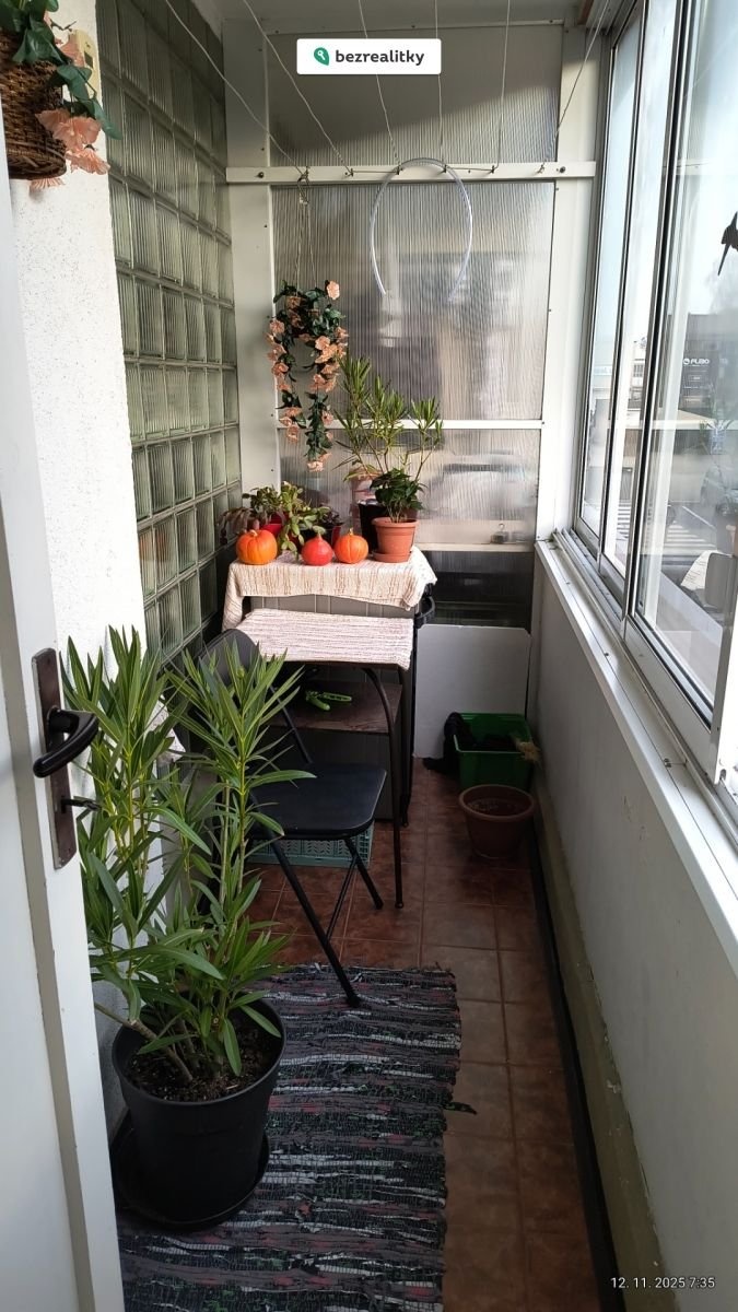 1763712192-kvgvujdobv-img-20251112-073548827