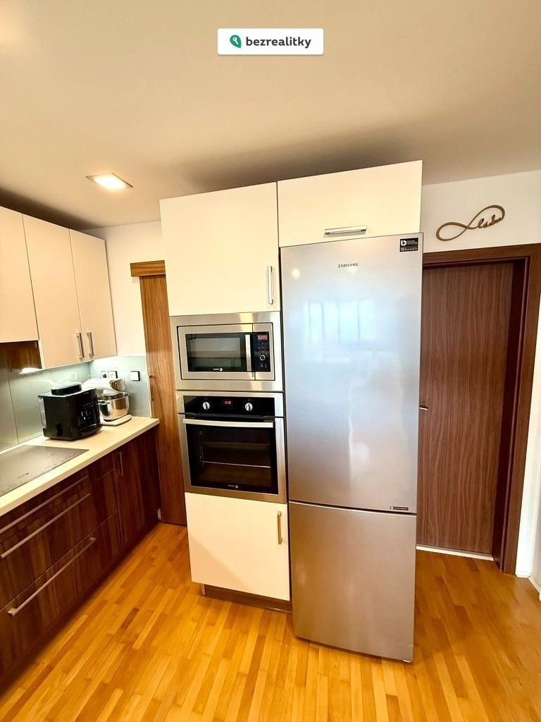 1770589418-bbtlpfroll-3