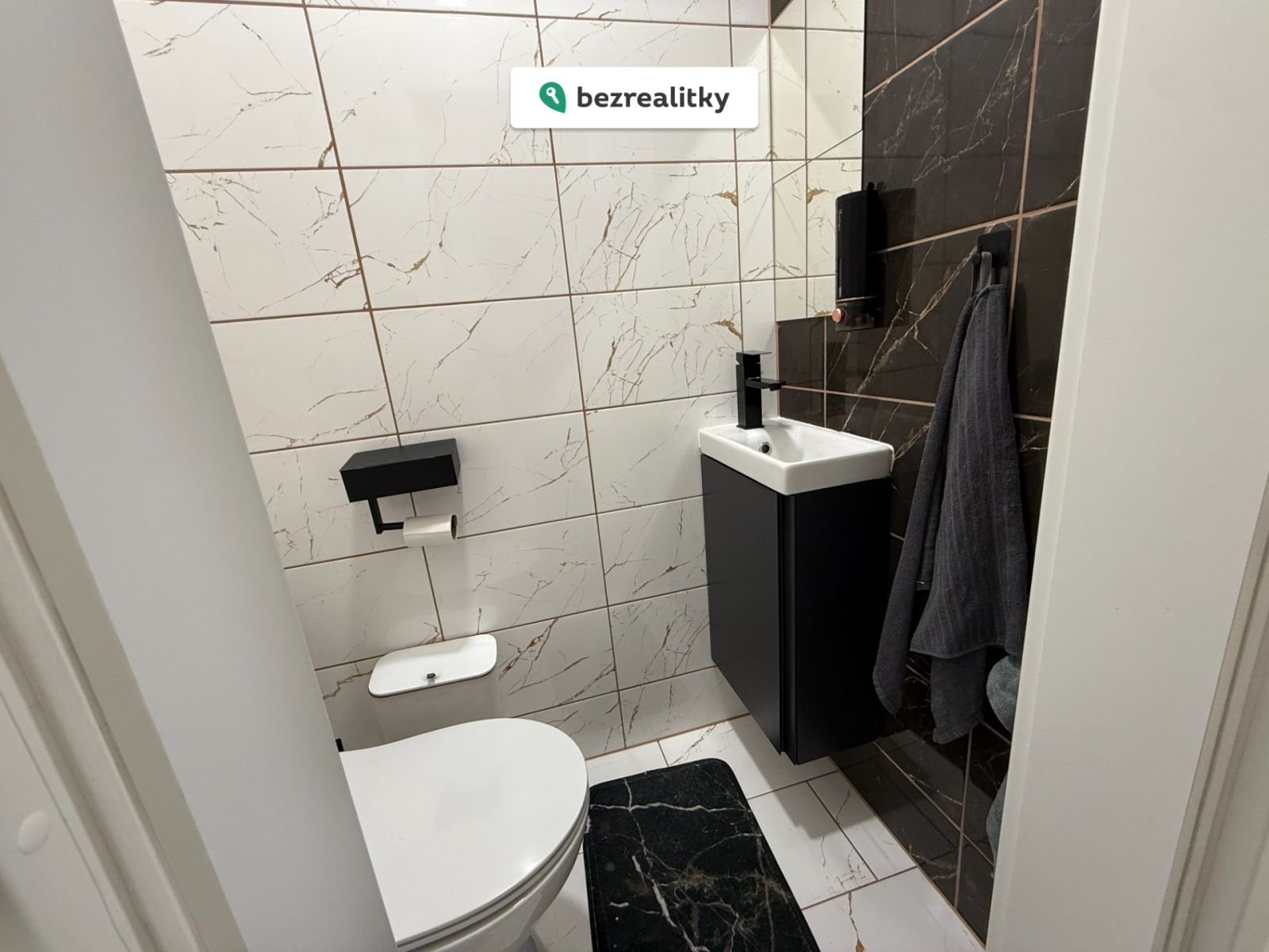 1763385906-egtkixrgfj-img-6955