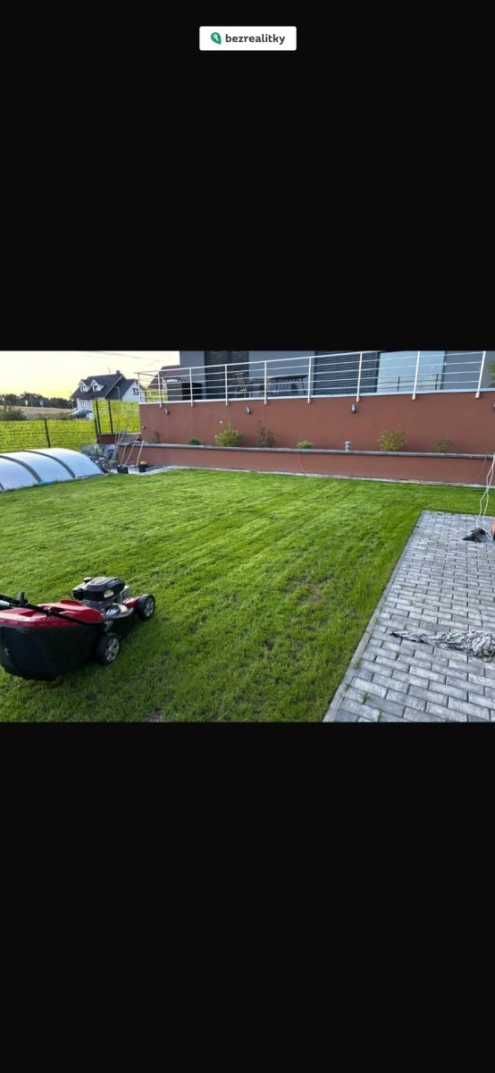 1759488462-gzflihycvs-img-6061