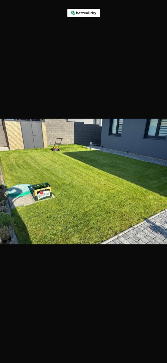 1759488464-omoszrydcp-img-6053