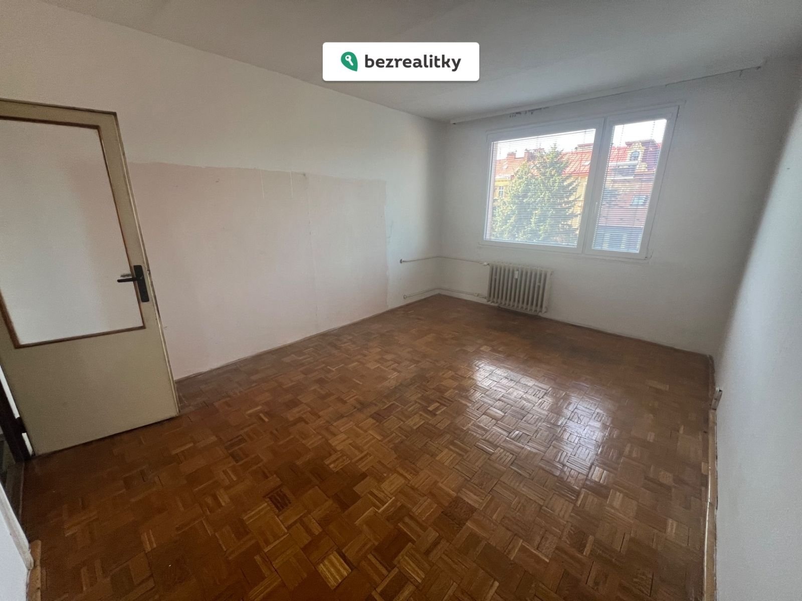 1775158455-tqqmknyaph-img-8680