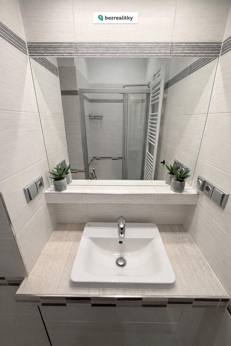 1774816669-wudmbfdlha-ko4