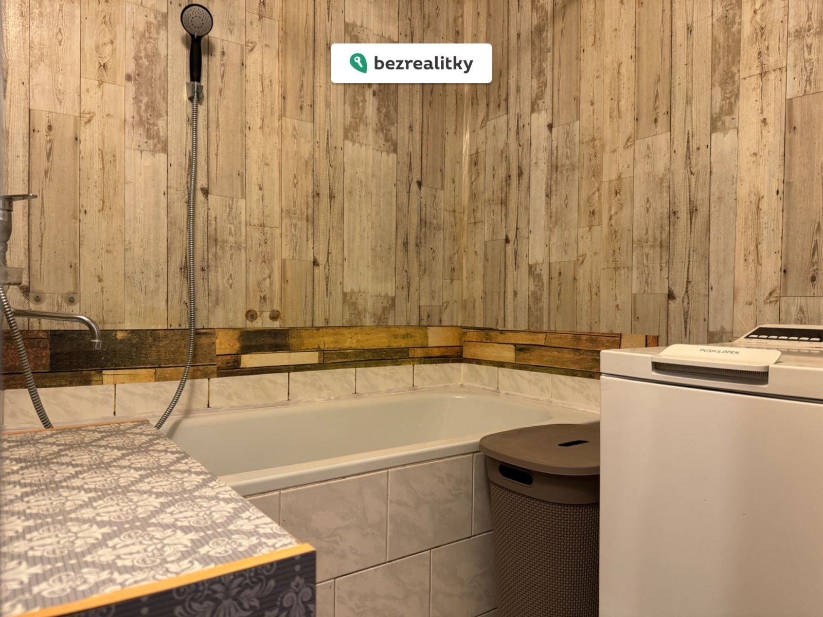 1772095760-mfjqslaiwe-img-0745