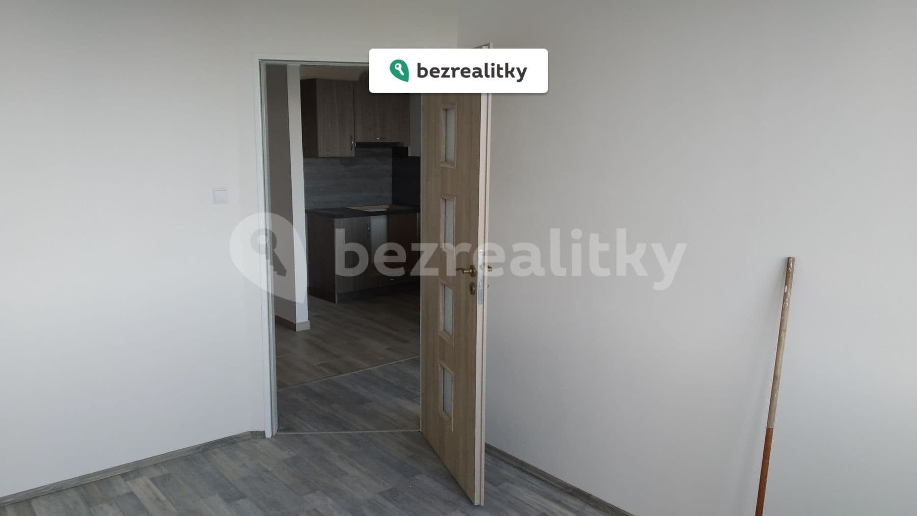 1756210399-utpepatxzc-1000005735