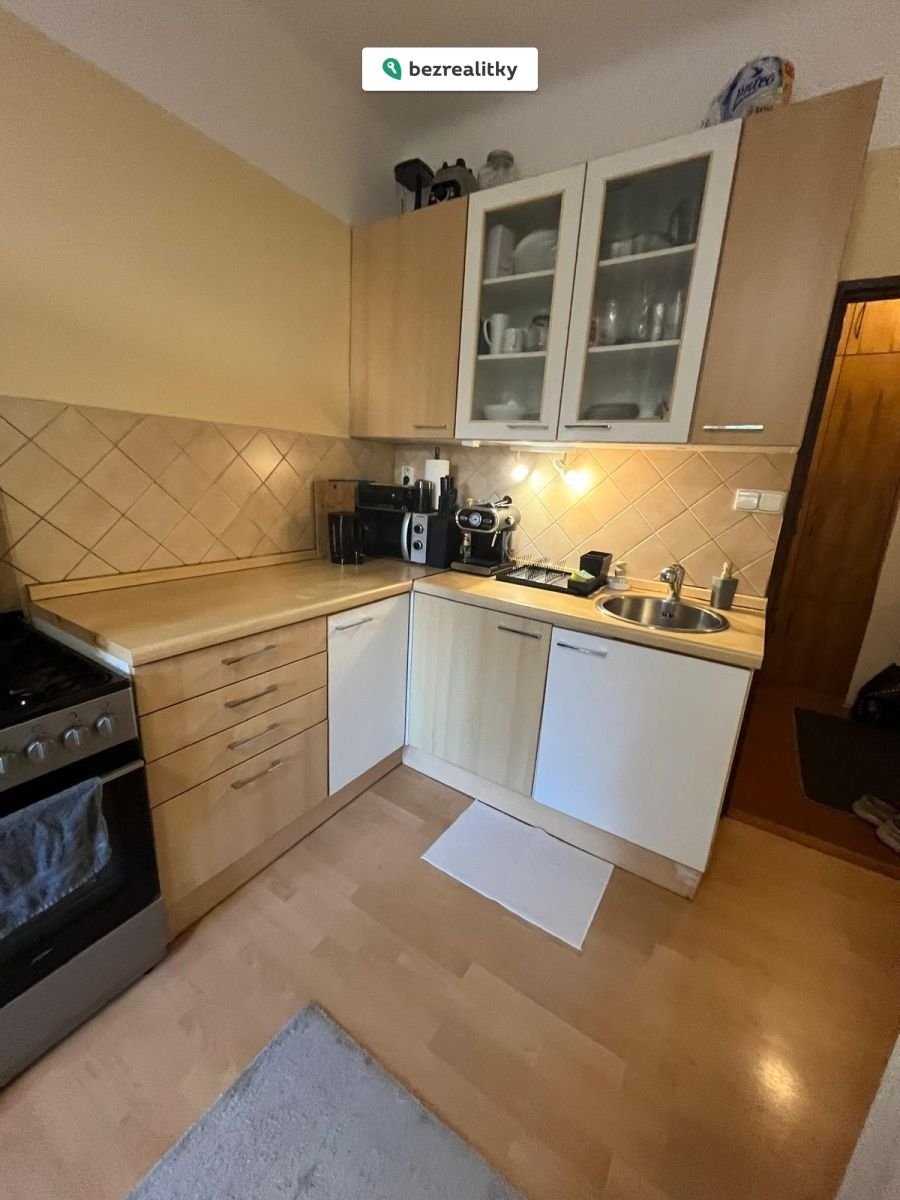 1763456344-rgjsgeuhbo-kuchyn-c4-9b-linka-3