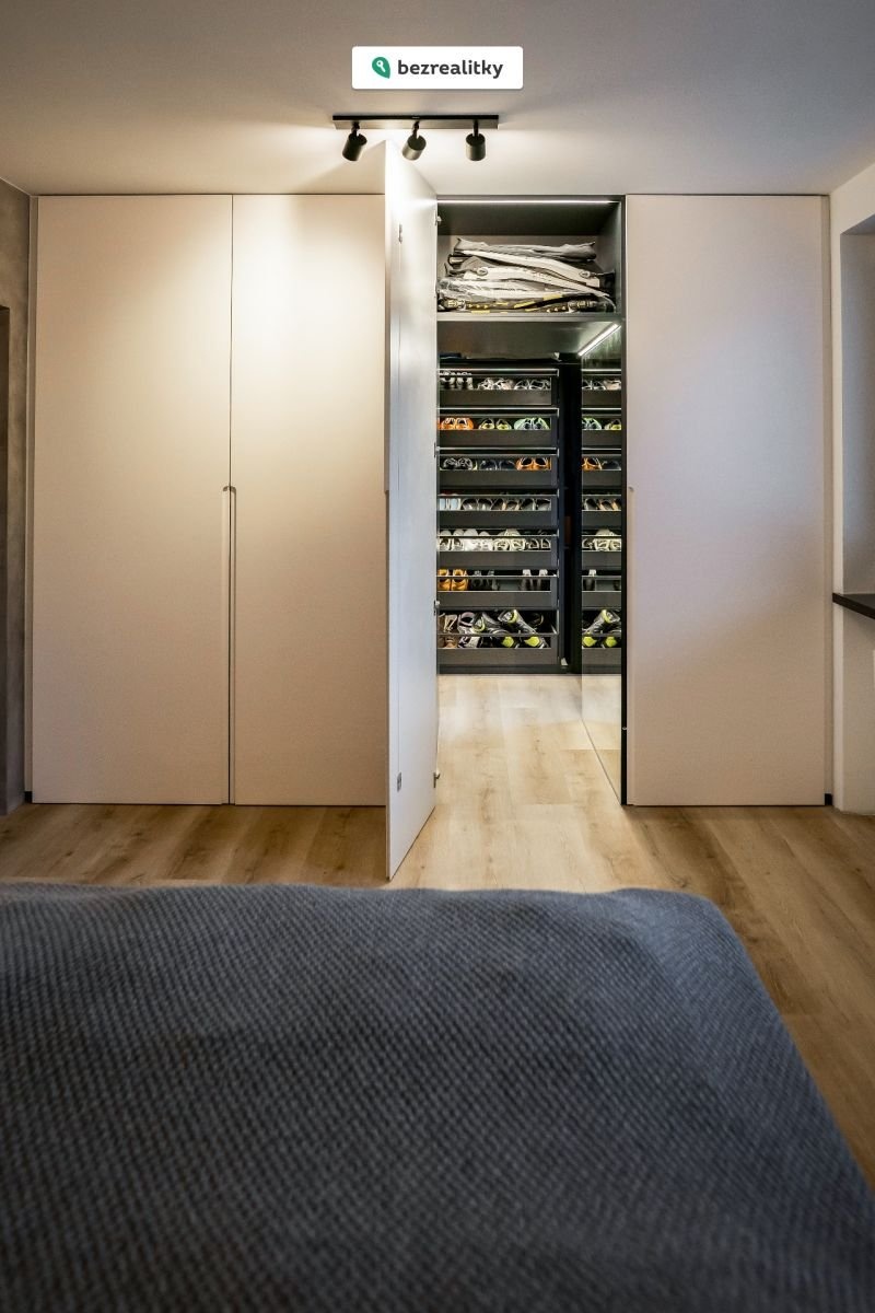 1775924834-junelcybqc-13