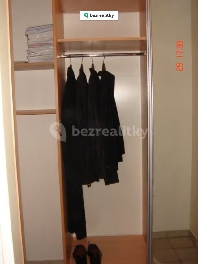 1760569237-aeuzxzpoag-1518567272-duydb-chabryskrin