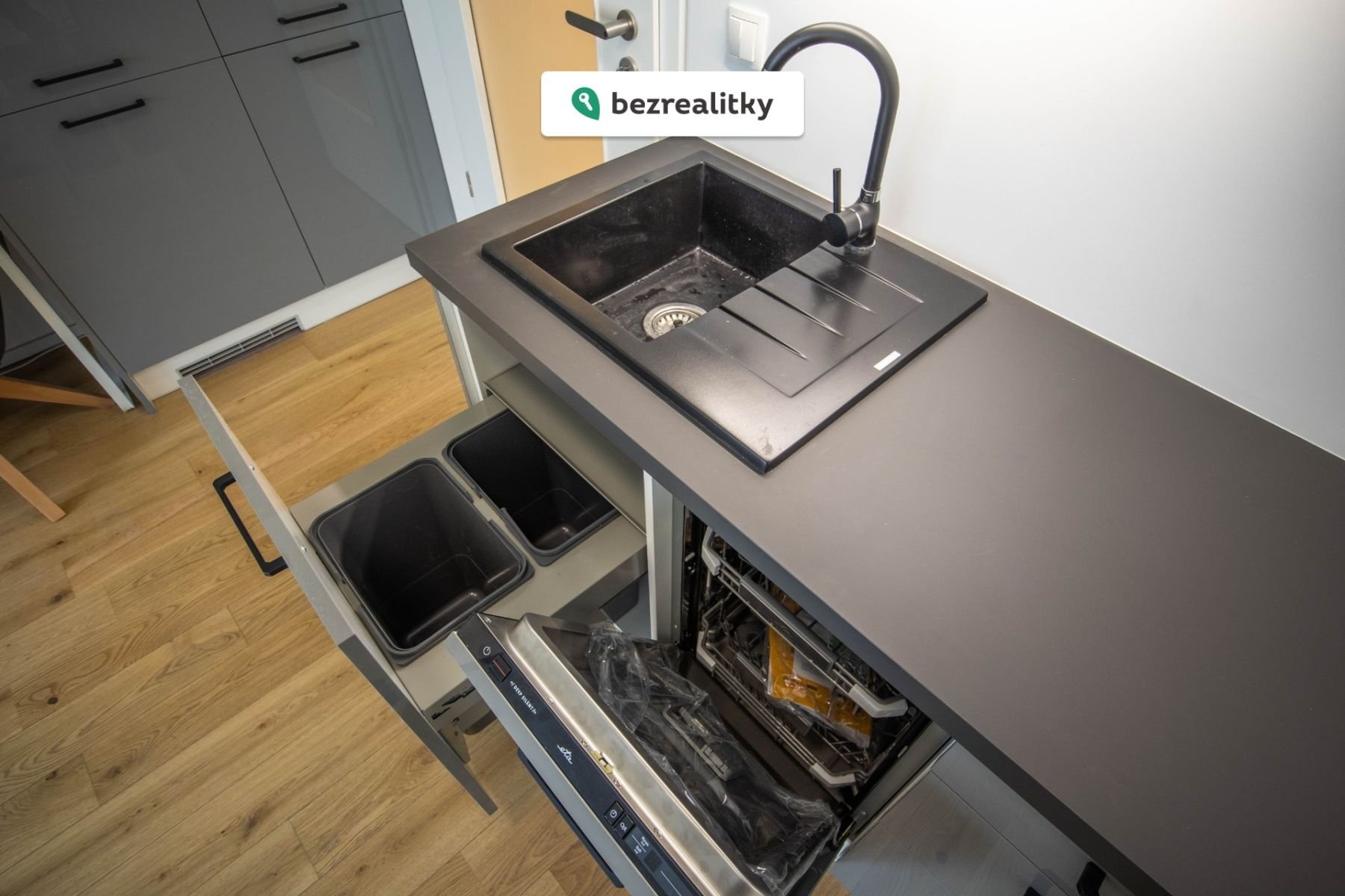 1772271838-vvdyratamm-img-9615-hdr