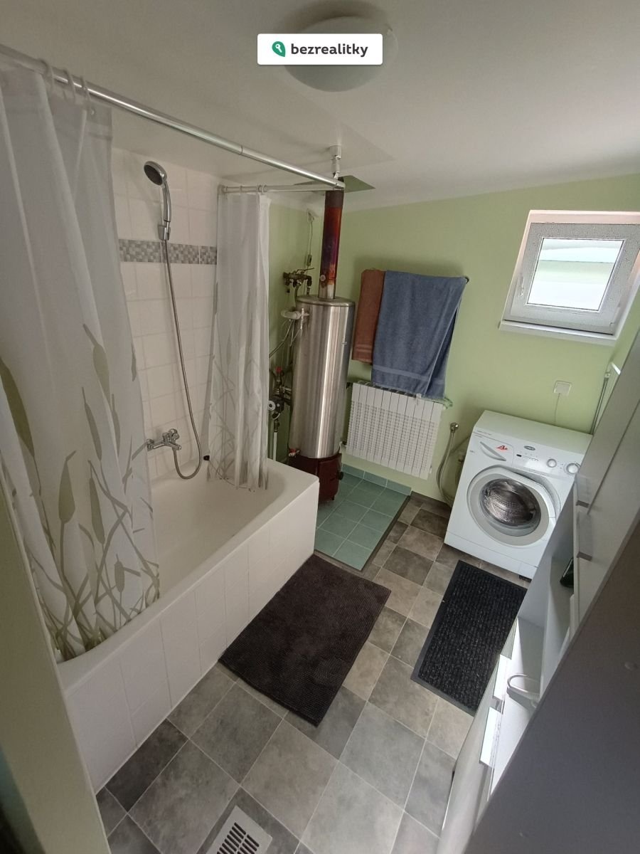 1764244379-gjedslbbwz-1000003733