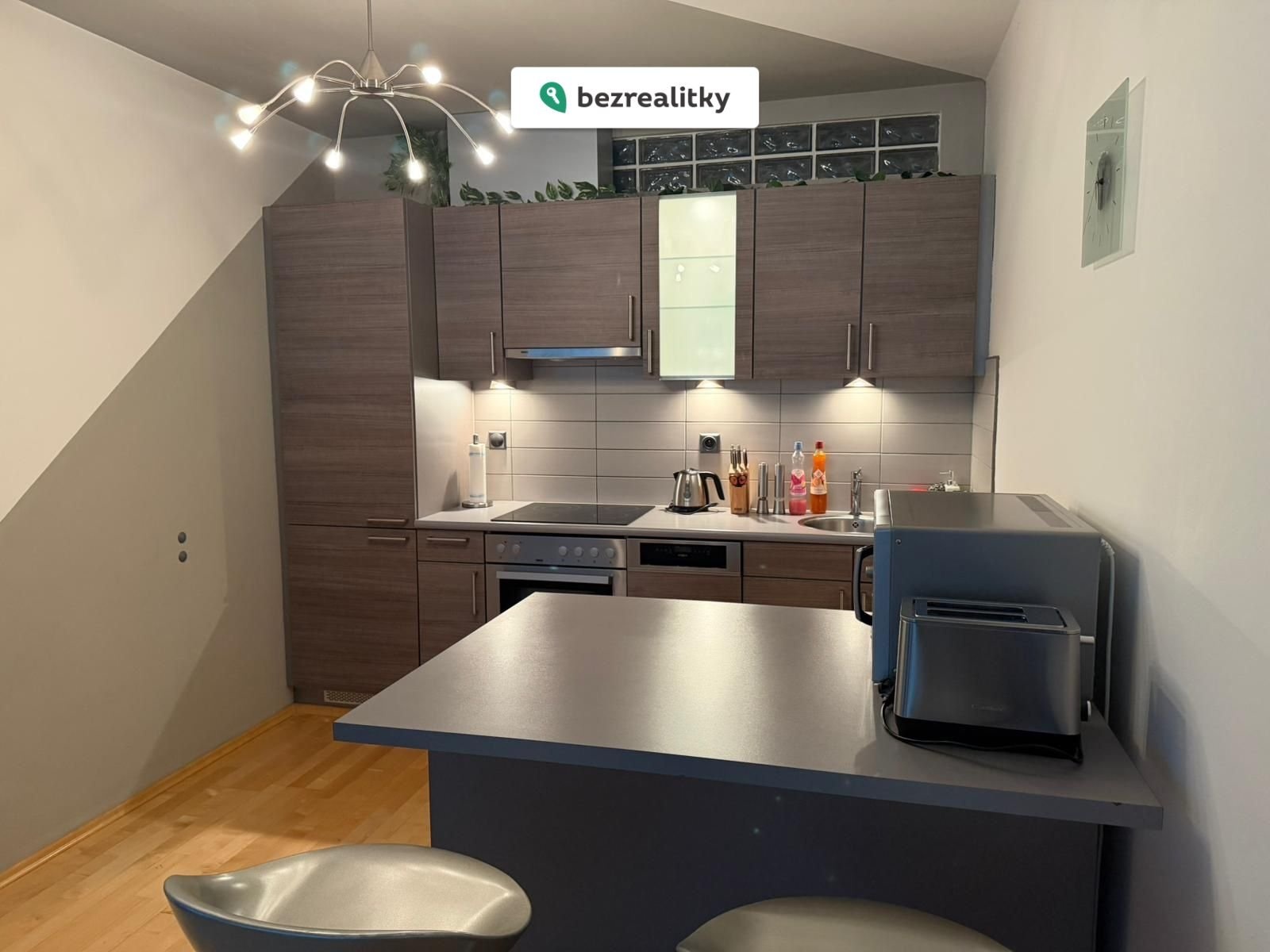 1771158576-owkfdzcxrz-056b4afc-fd62-4daa-a114-954c