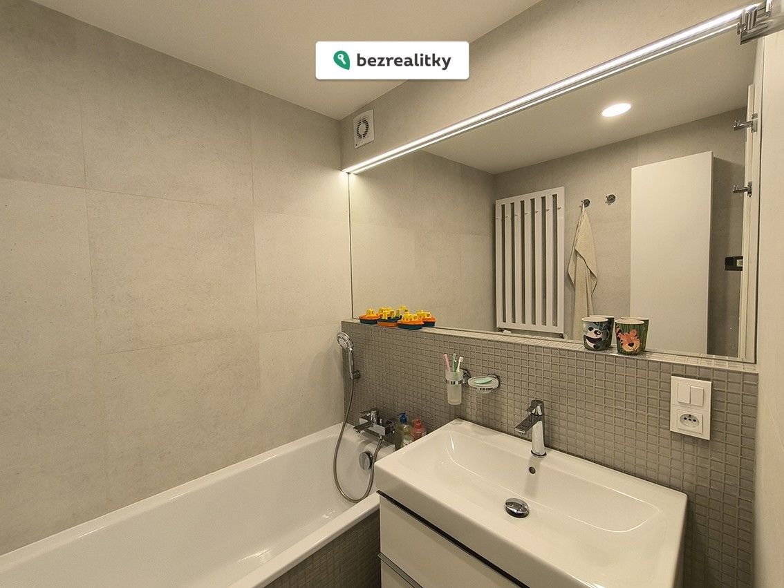 1773471991-hlauaheqtb-7