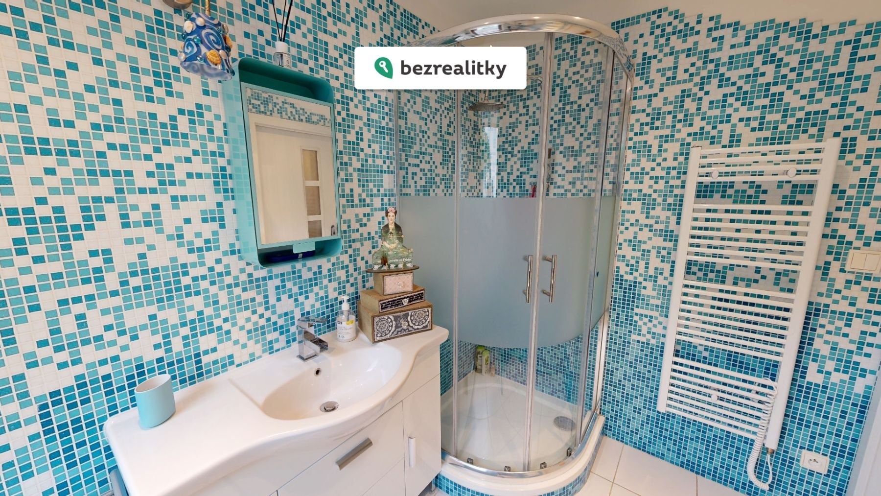 1764884362-hfiybpzmum-img-9558