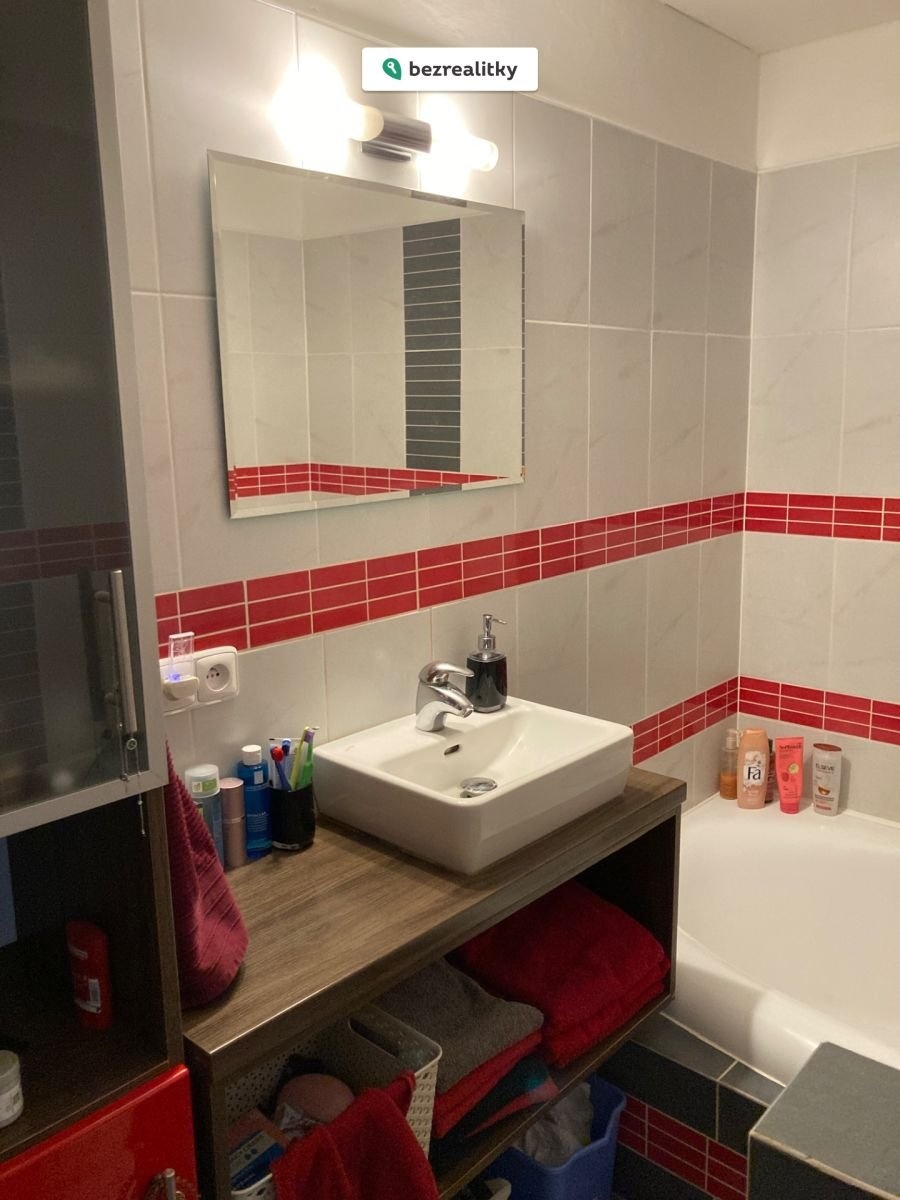 1763053031-wjxsunrrwv-img-6585