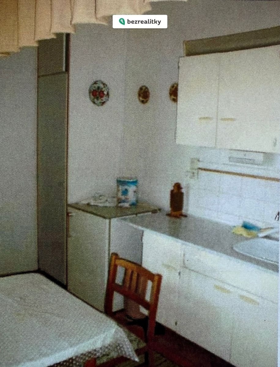 1763895530-xznonskauq-img-6098