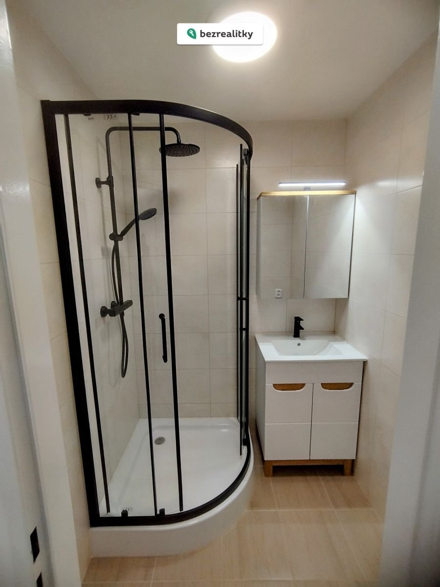 1763811540-vubtrbuhhy-img-20250912-130309-edit