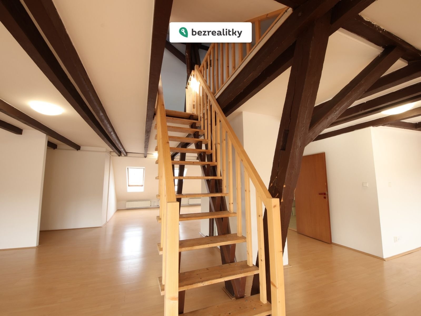 1773189242-wfotrzyajb-img-9560