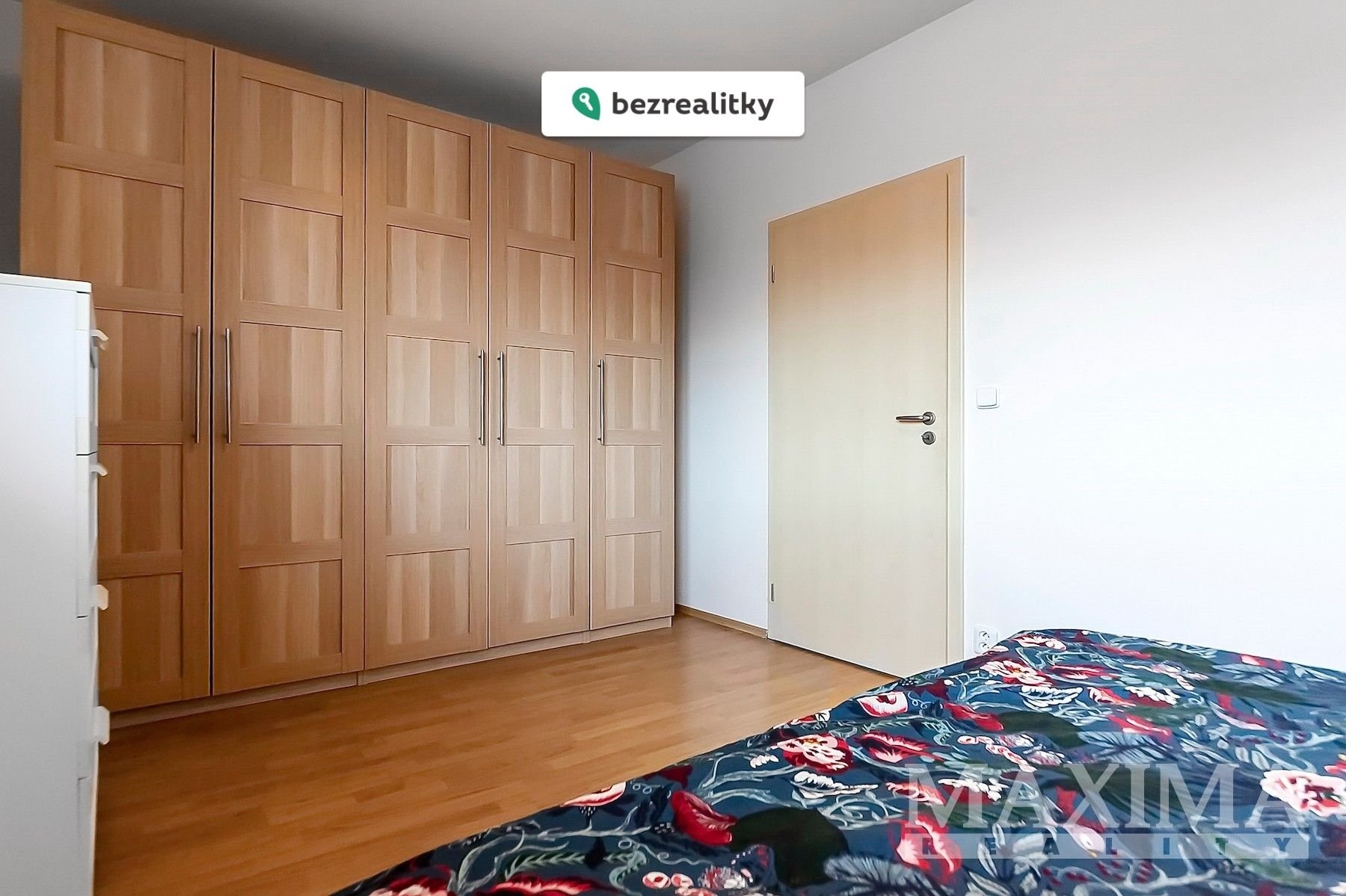 1774634967-iqqcxjphqe-10069445w7