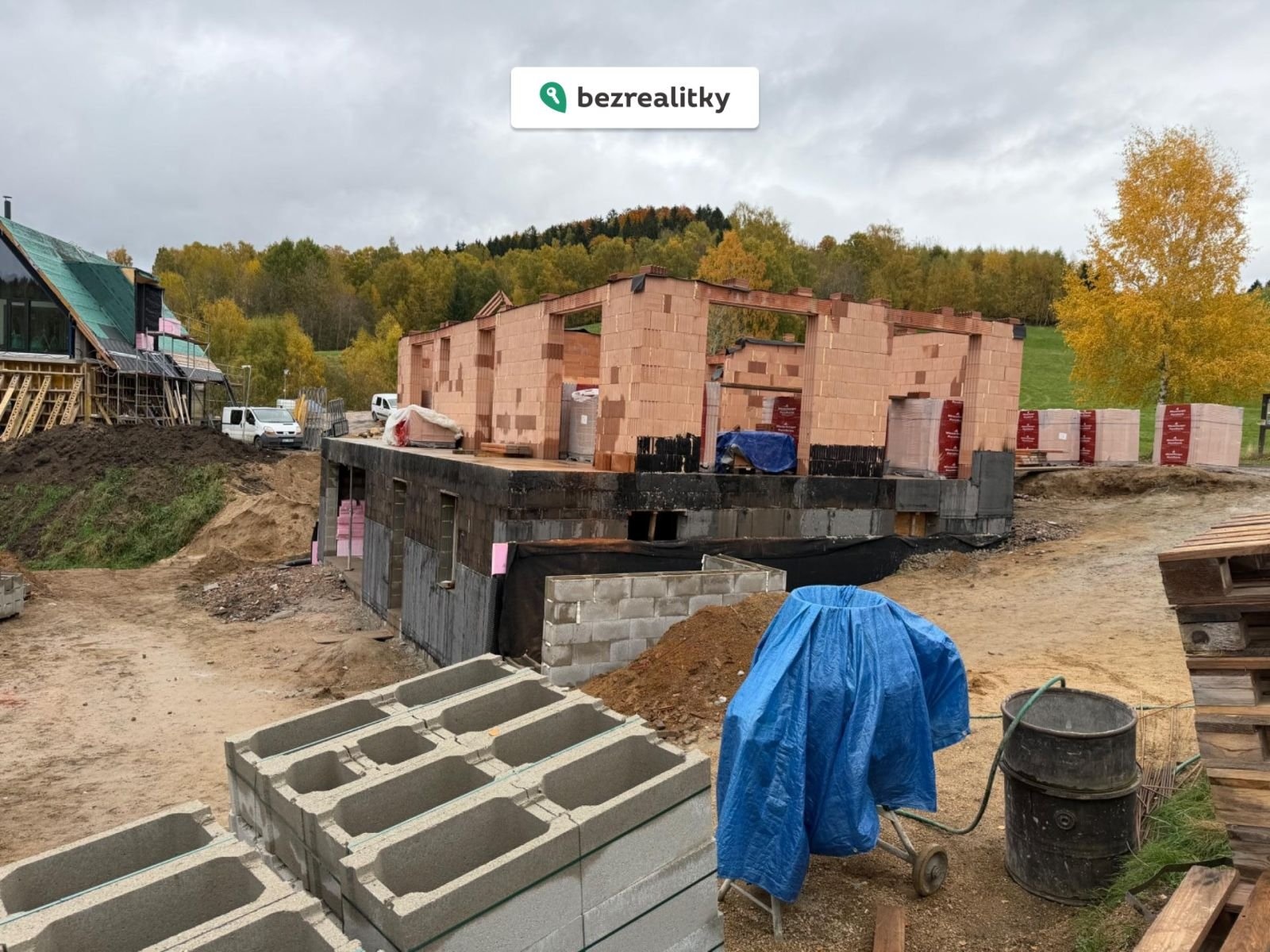 1761136261-ldsjmwuqdo-tempimagewtizlm-ts1761136272ts