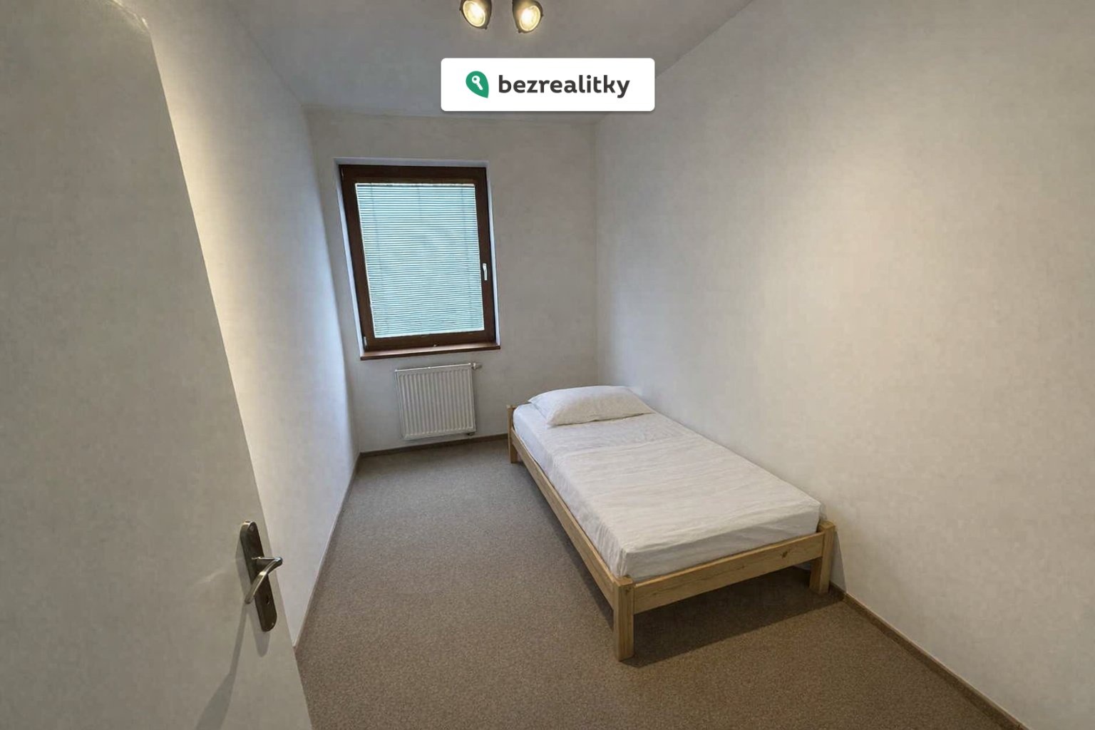 1774779137-tcxtrugrsm-malypokoj