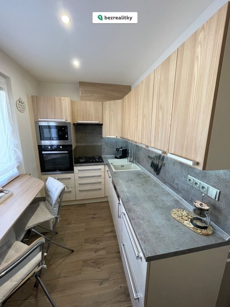 1774467653-omlvomalbj-img-3886