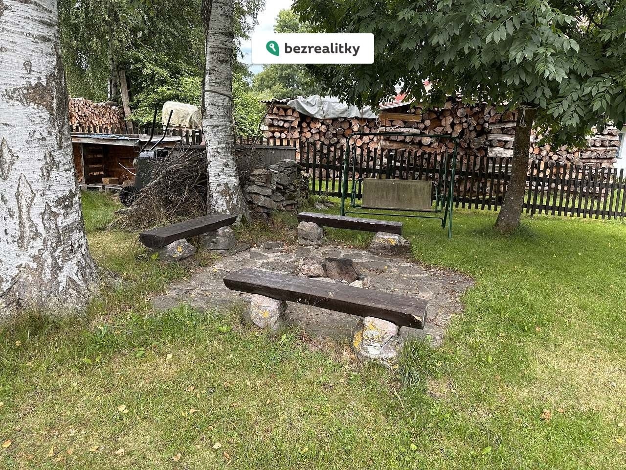 1775112659-omkmqazpms-ohniste-za-chaloupkou-01-9e5