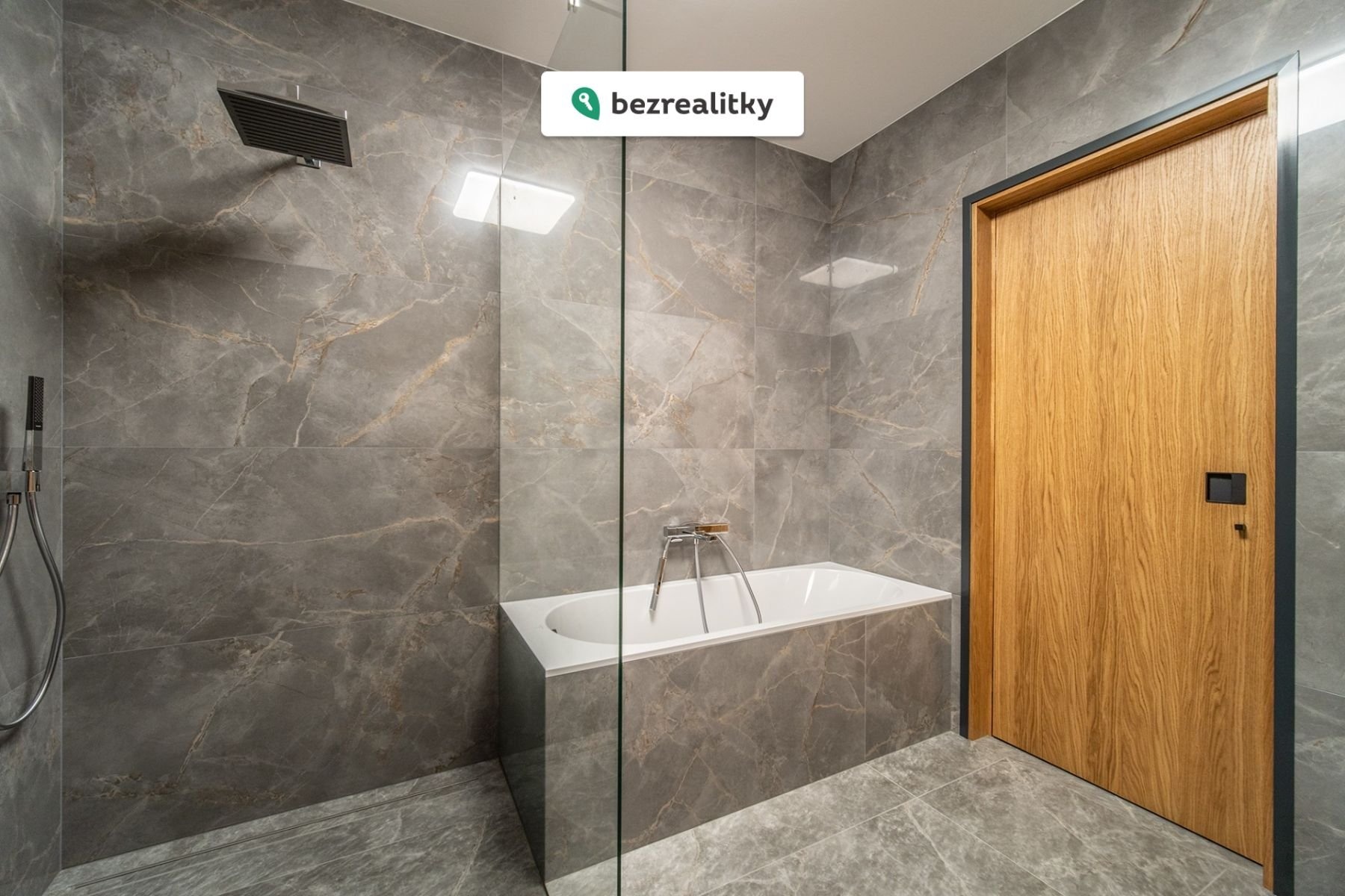 1776349584-chlbncjogr-11