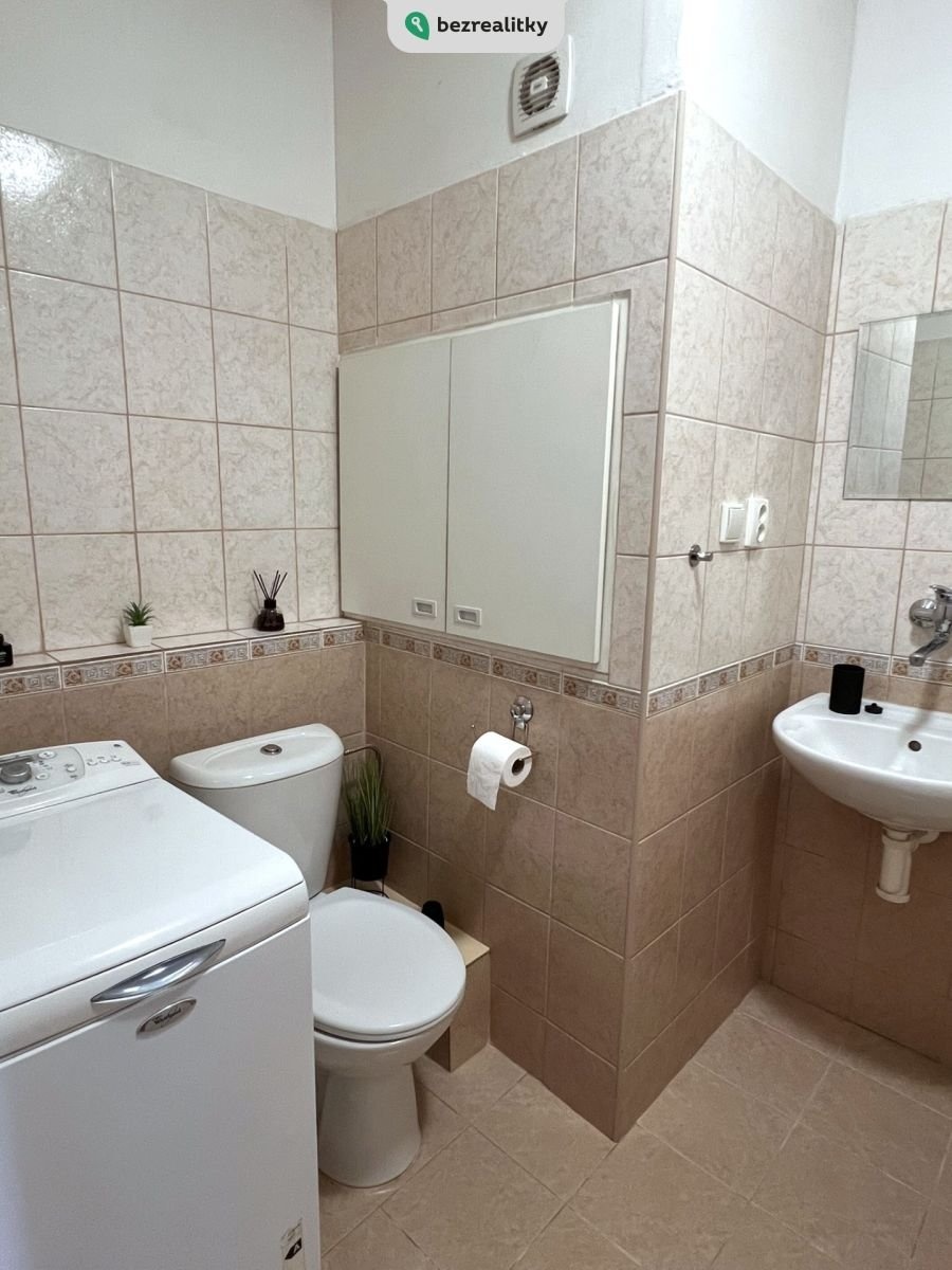 1749644643-rmjnrphmvo-img-4580