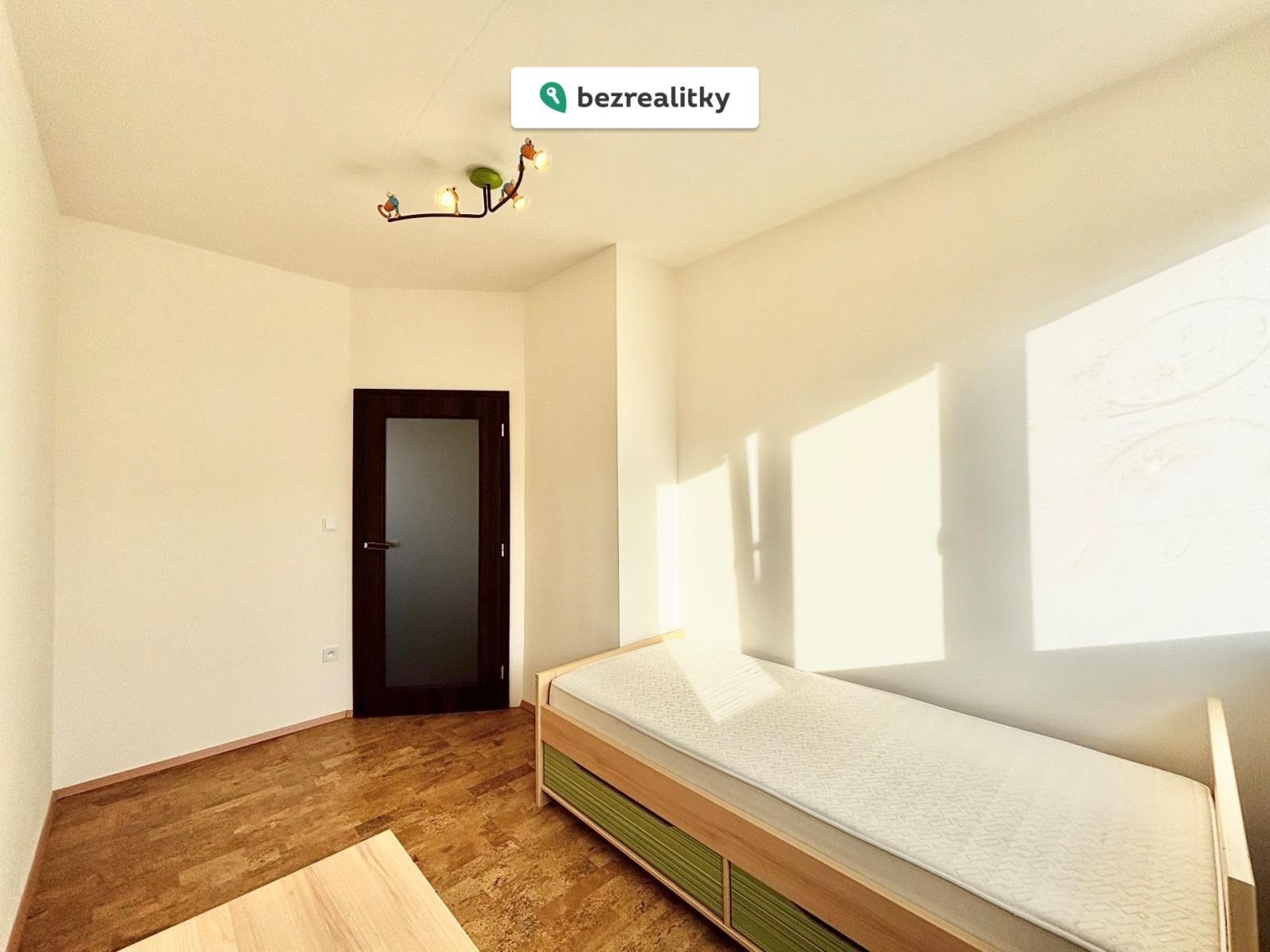 1763550897-eflzpnbhbz-img-5036-ts1763550937ts