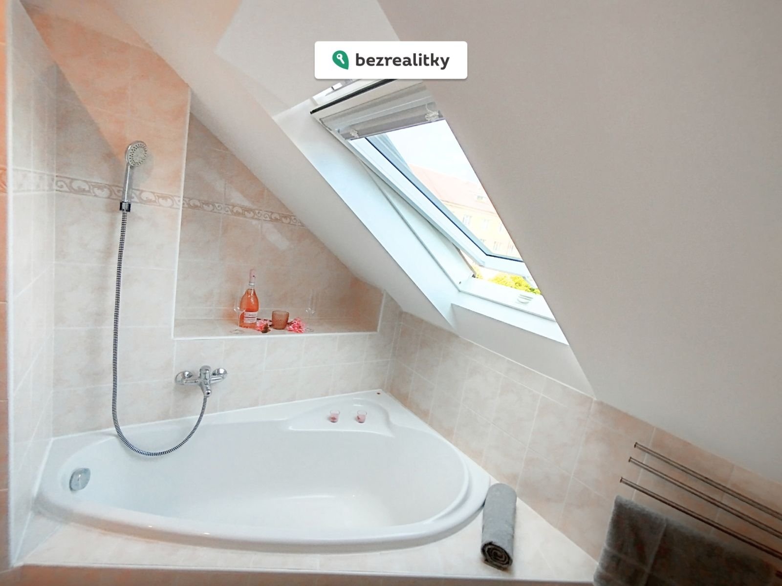 1762514048-kuppksaoay-koupelna-3-5-2