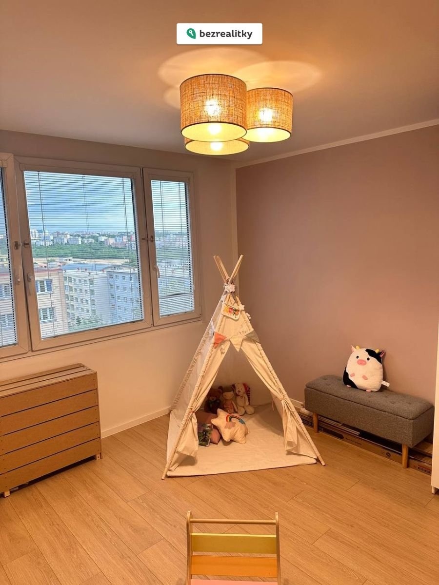 1752432700-duzheertyu-photo-6026128996971957948-y
