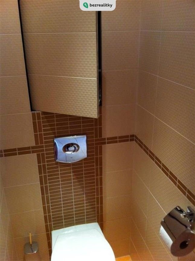 1747681302-oqraauobme-wc2
