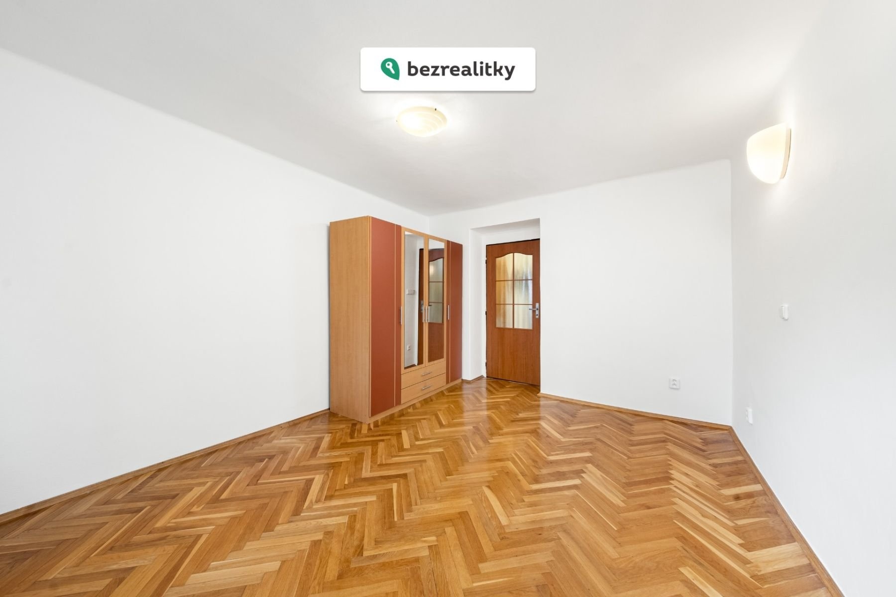 1775491427-znjbgpbibf-07-loznice-08