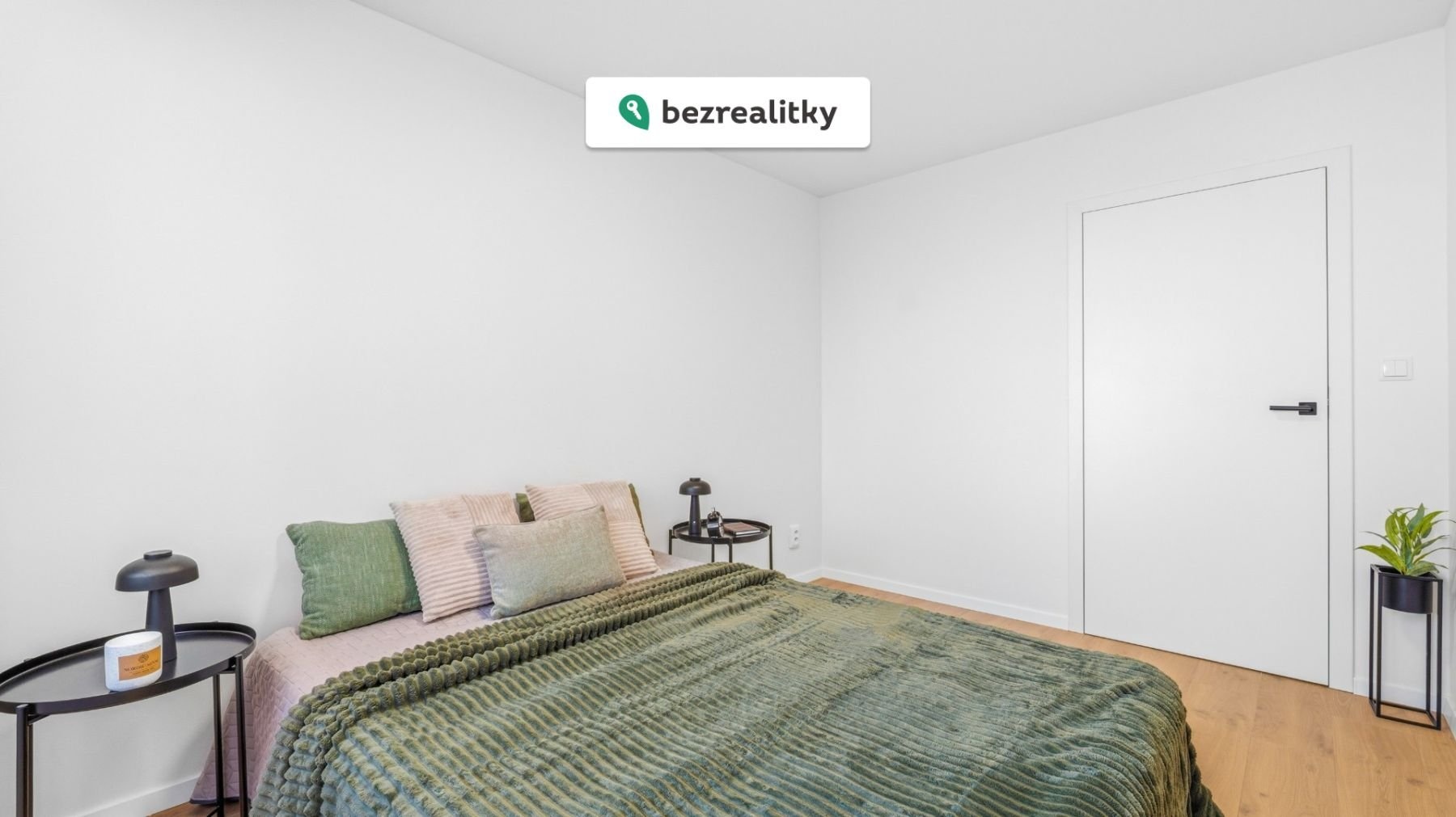 1773787298-mkeamhtczz-p1189053