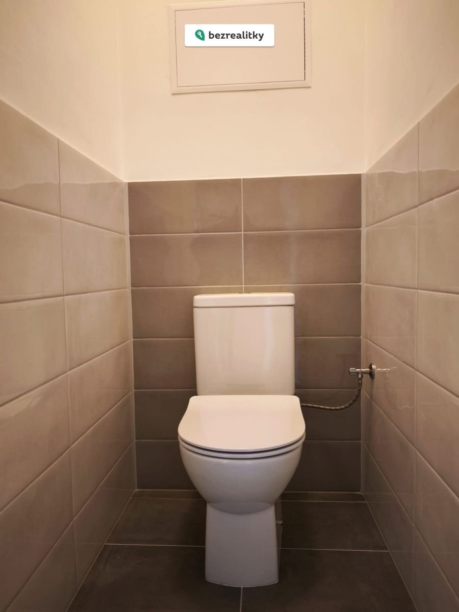 1762349757-lqttppwagy-obr-c3-a1zek-whatsapp-2c-202