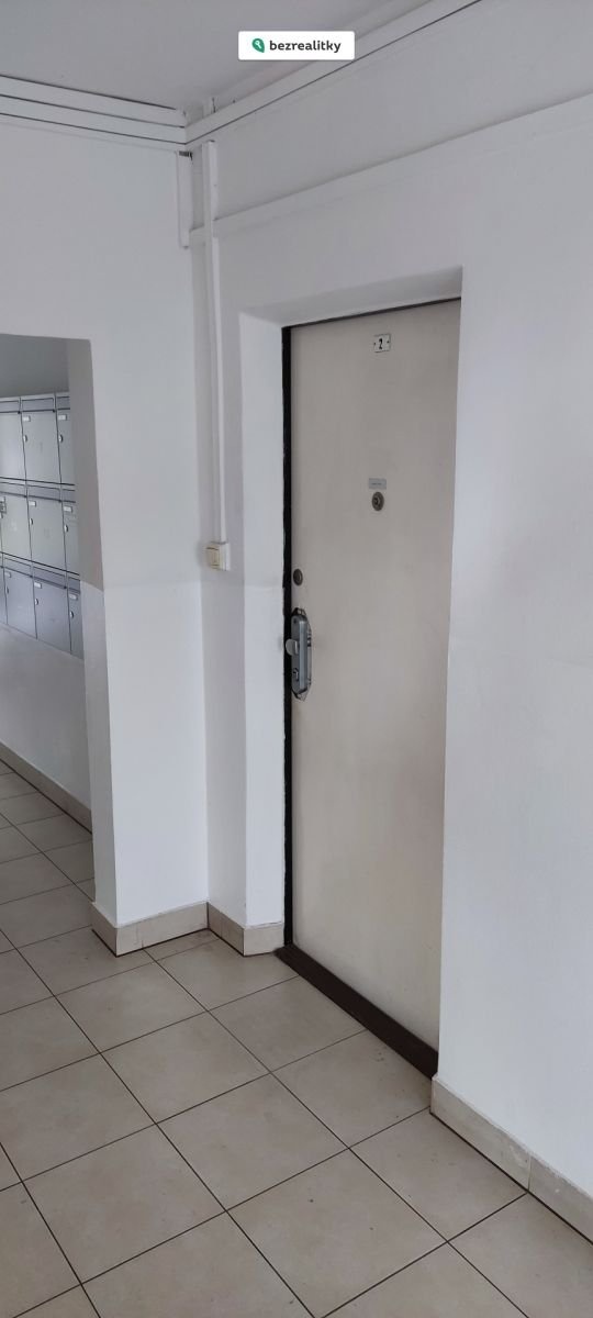 1761560752-zziavfiquj-byt-z-chodby