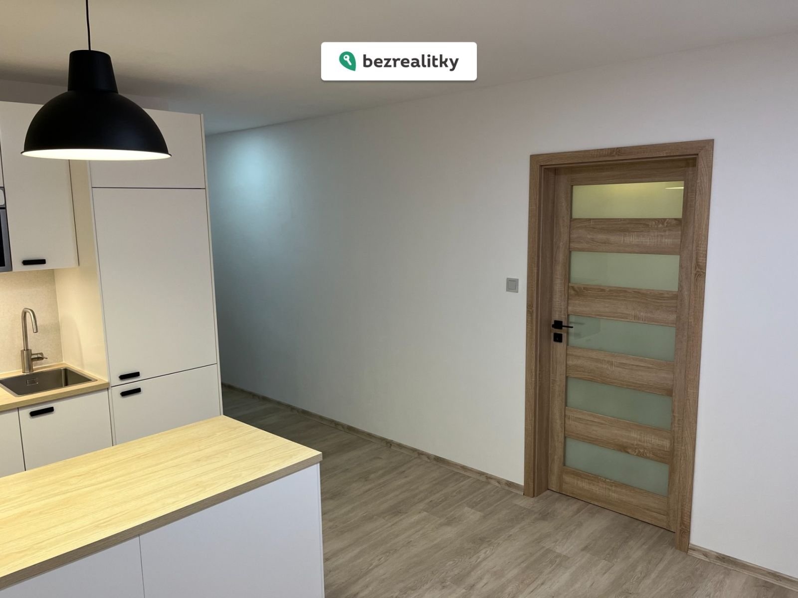 1763920692-unlawodxar-byt12