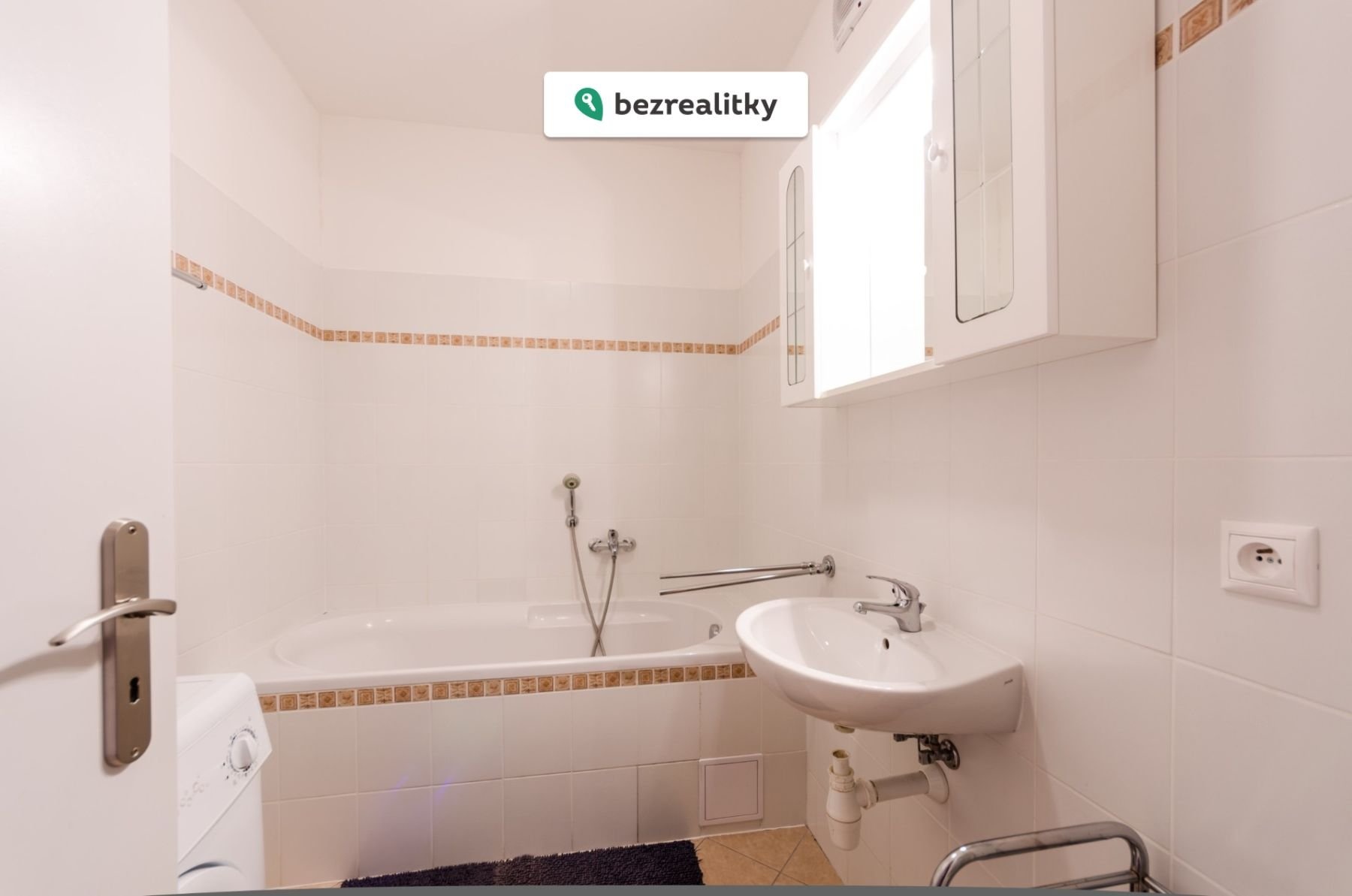 1767436884-hzpmnybmjs-koupelna