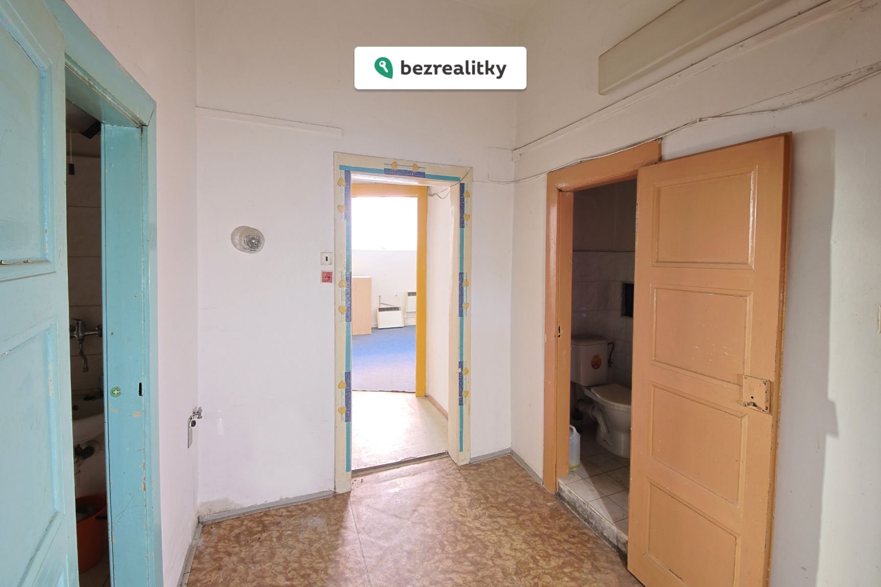 1763998246-zcrgaefvax-img-4950