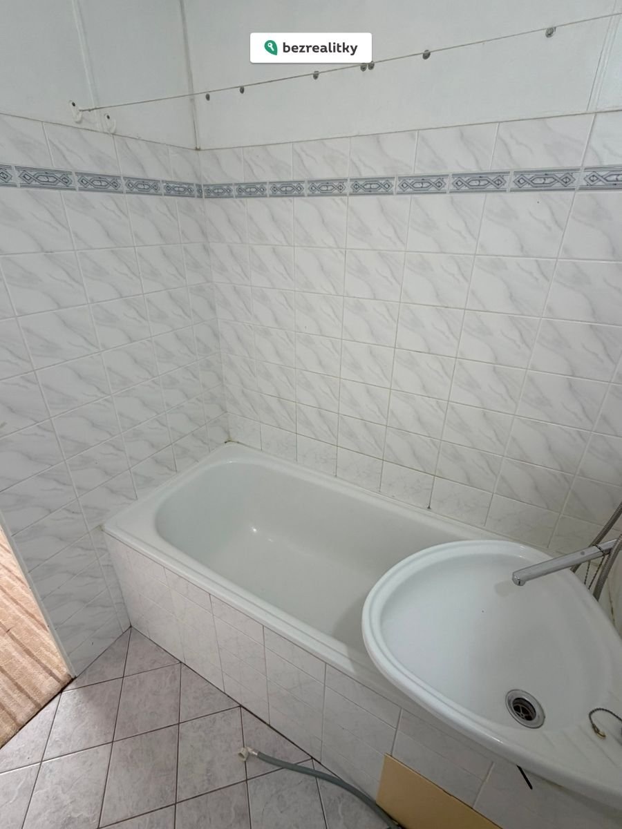 1773858429-rusojxmpzc-byt-050-koupelna