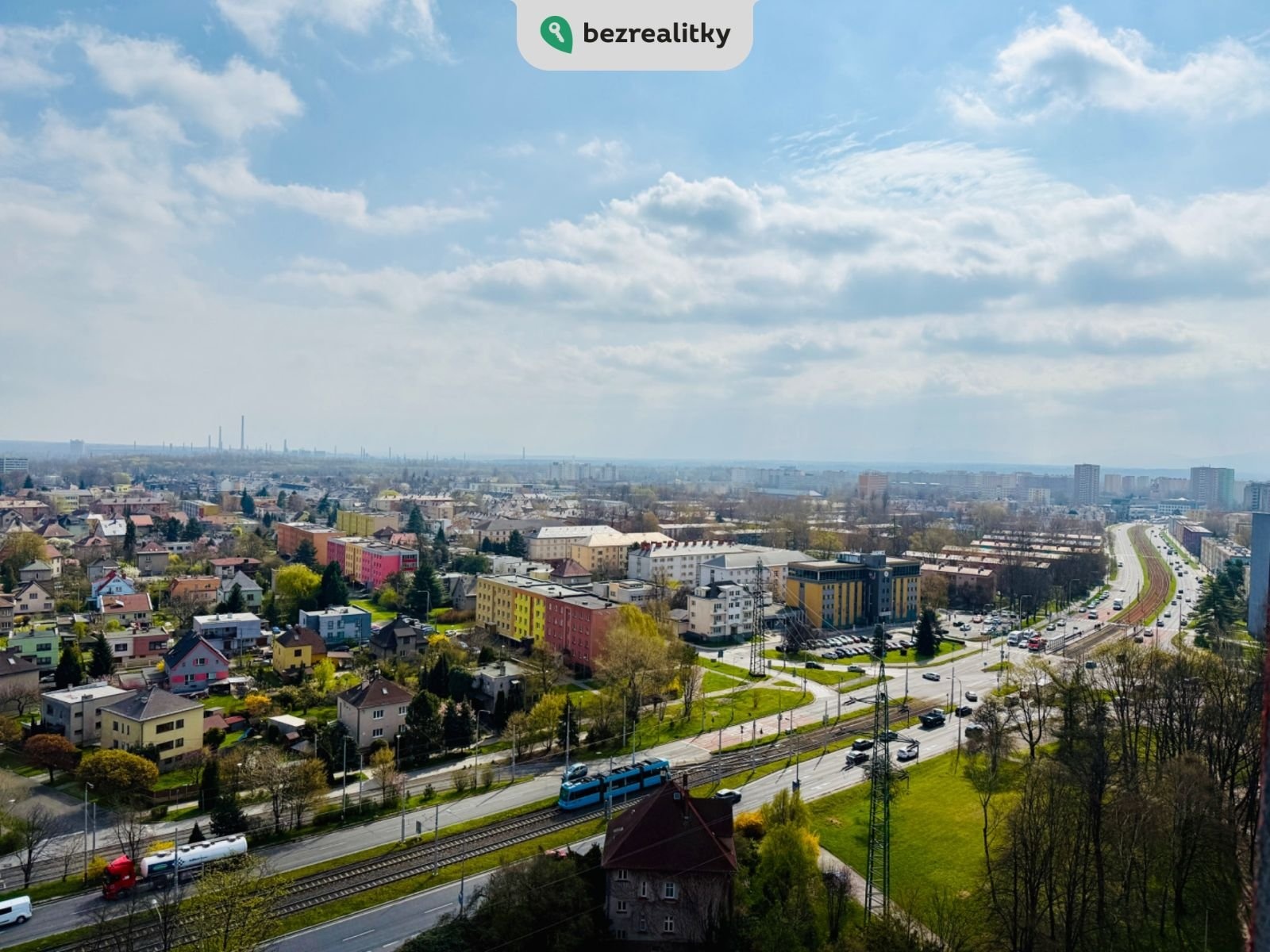 1745841518-mwzrrkrgjl-img-2356