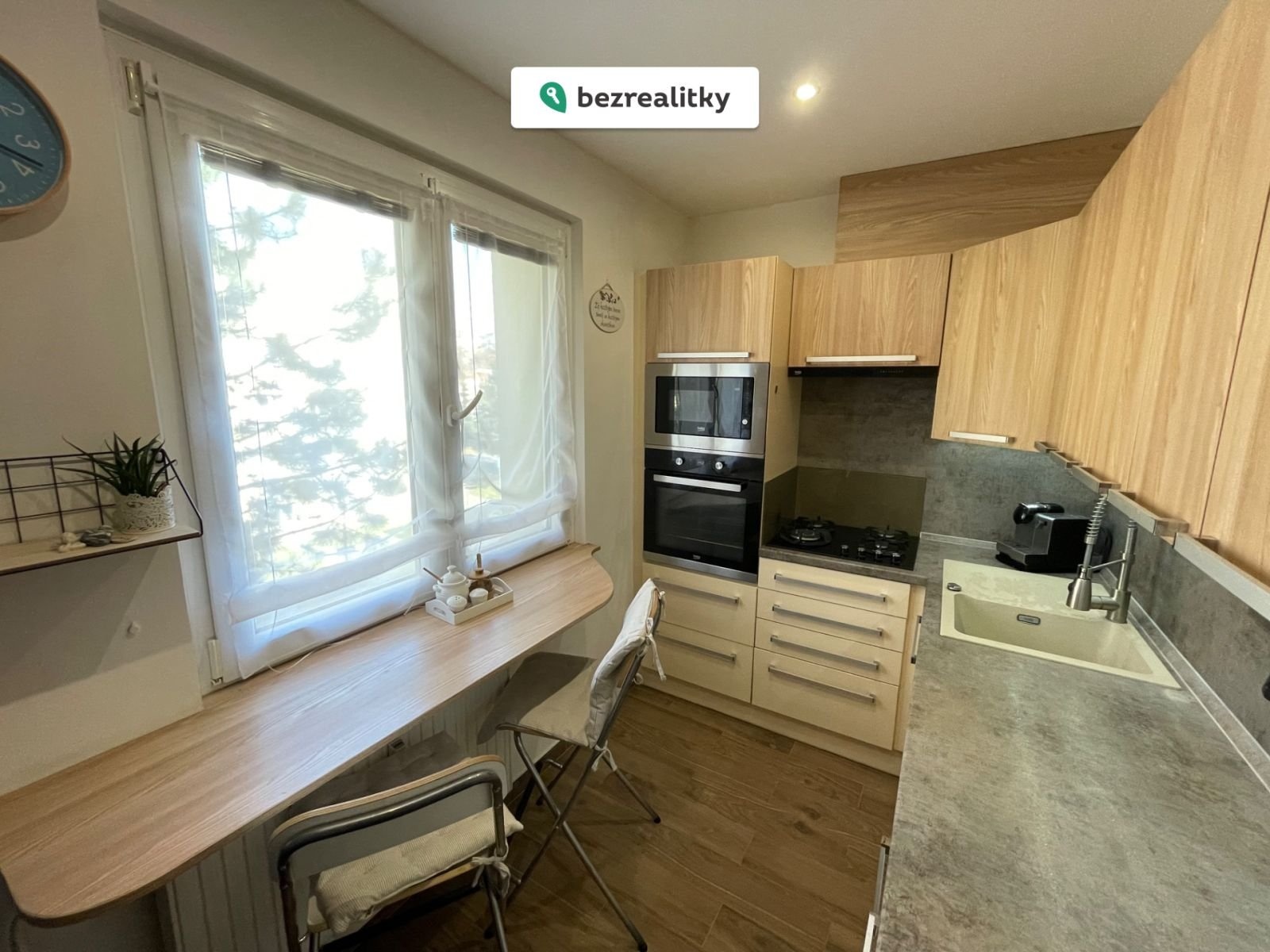 1774467652-yrzmlgcnks-img-3900