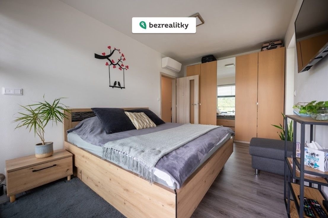 1766877700-dfqraonsqy-loznice1