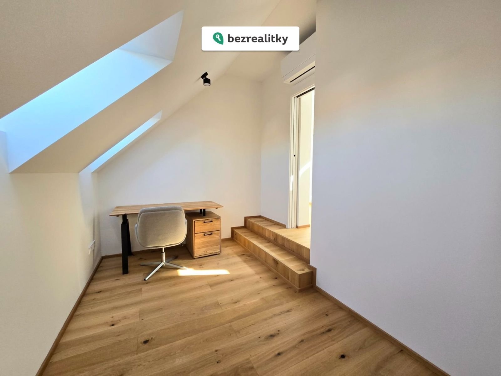 1773229726-gqthnuhodi-16