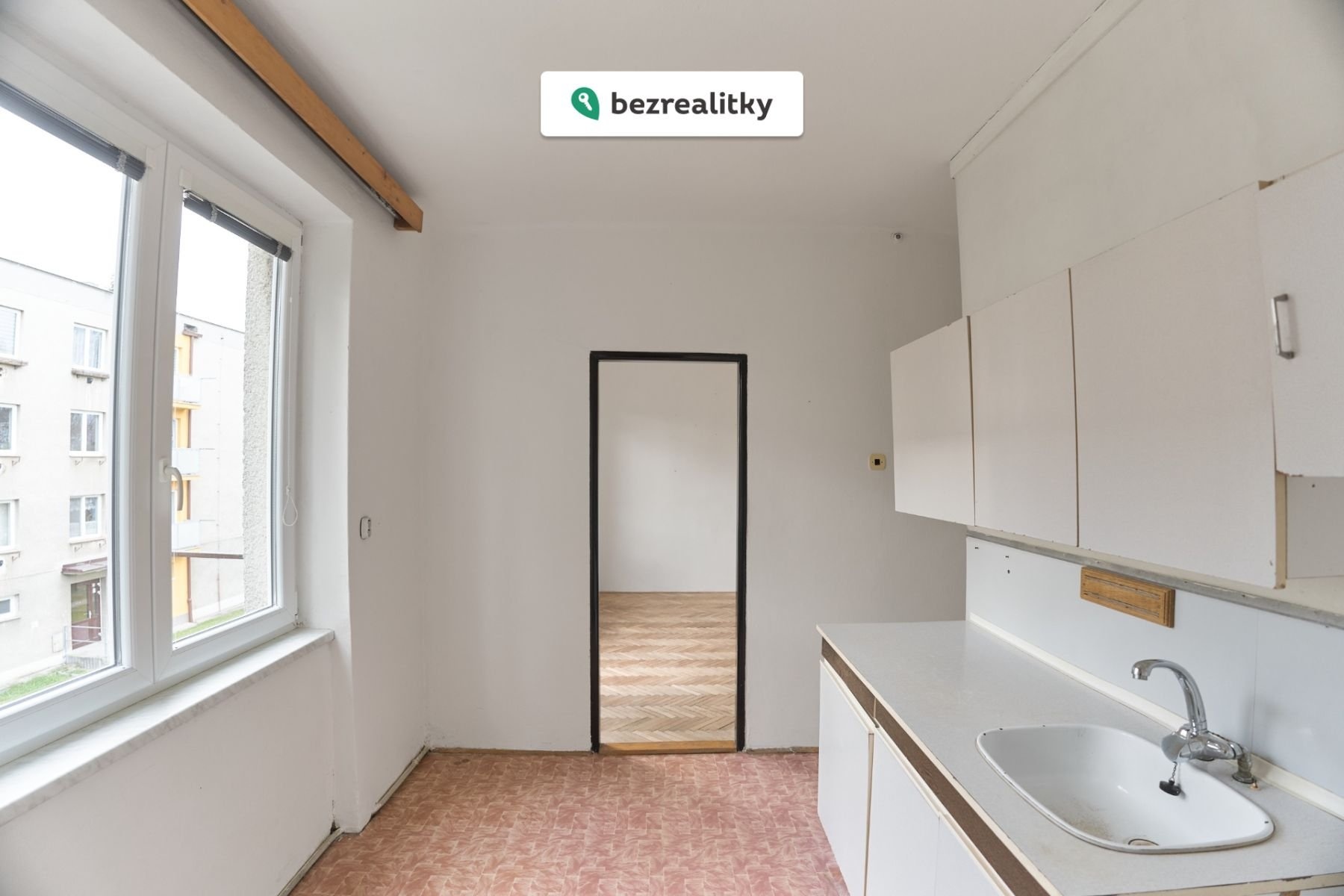 1775411356-bqhpimbdsy-smetanova12